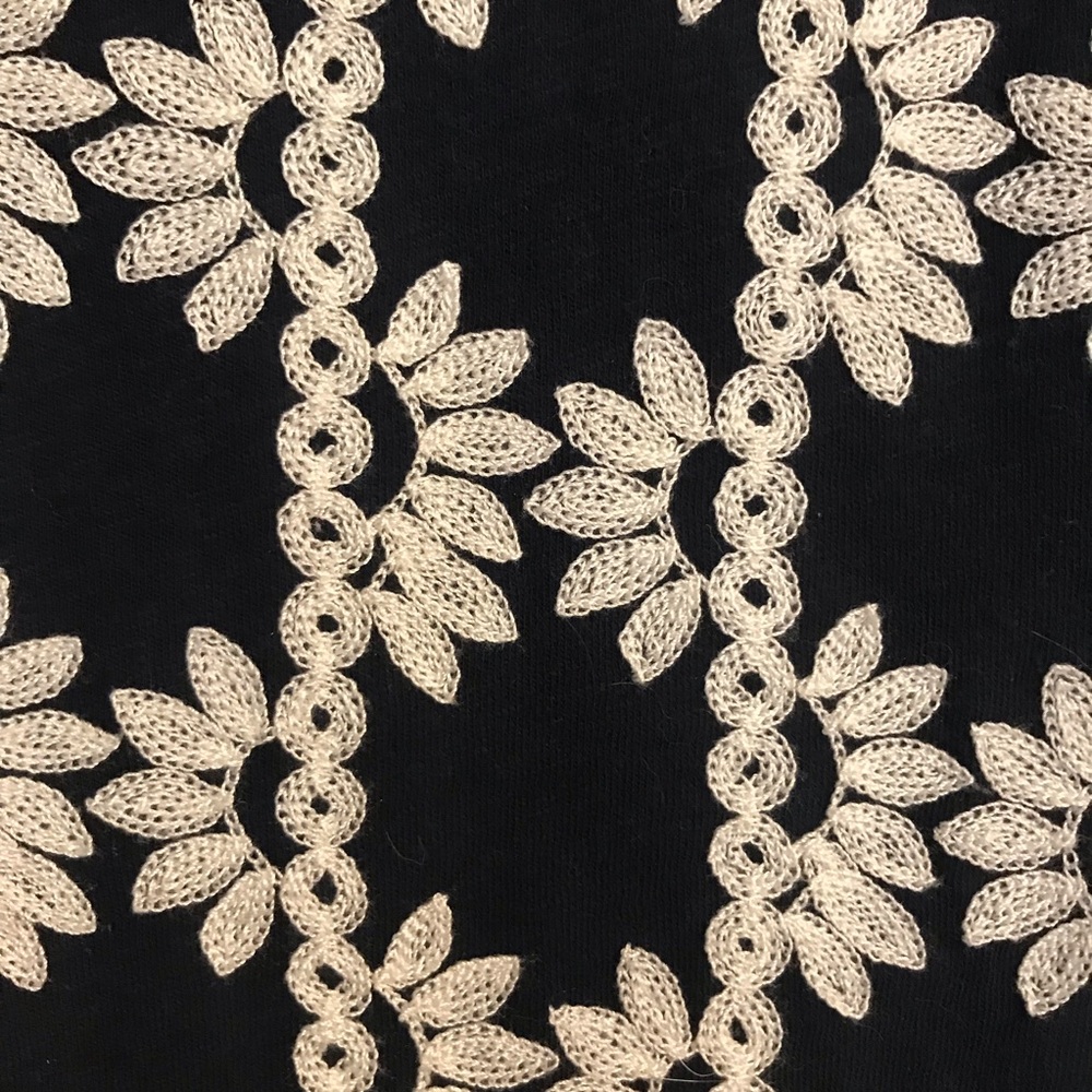 Embroidered J. Crew Top Navy Blue sz M - Picture 3 of 5
